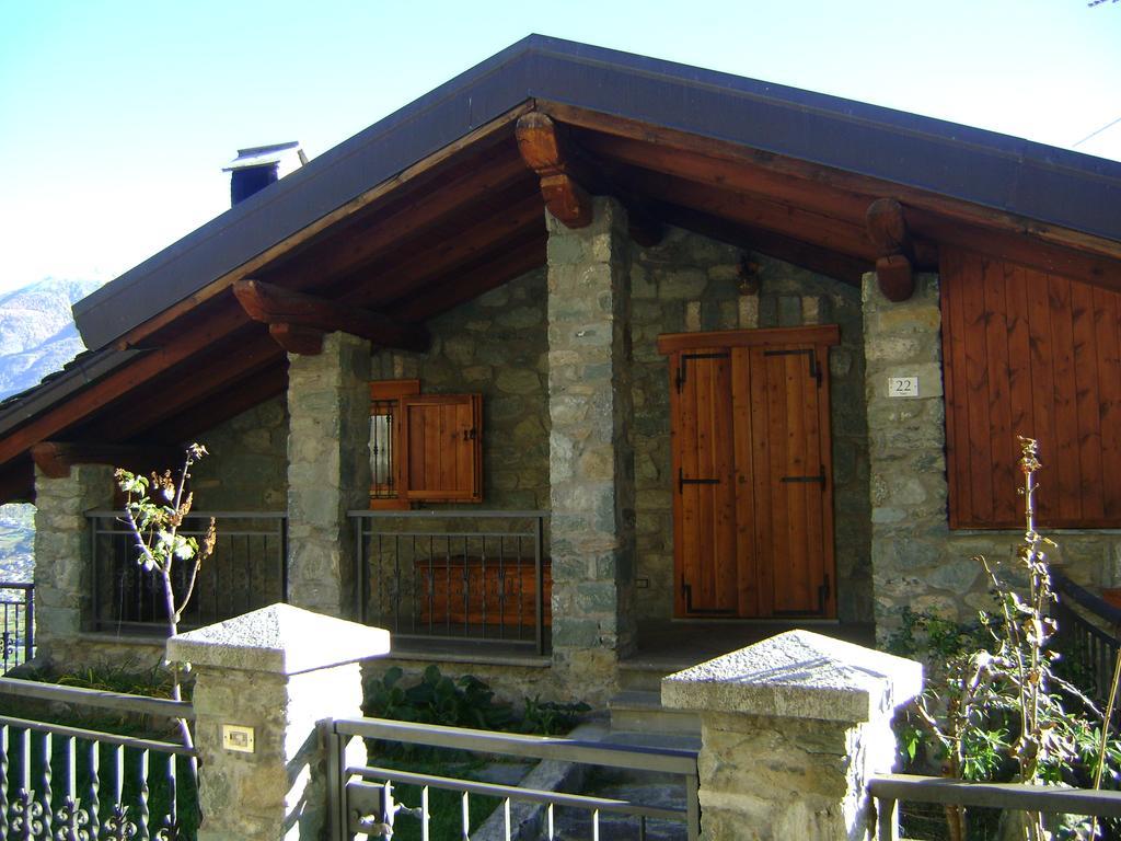 La Maison Nouva 1977 Aosta Bagian luar foto